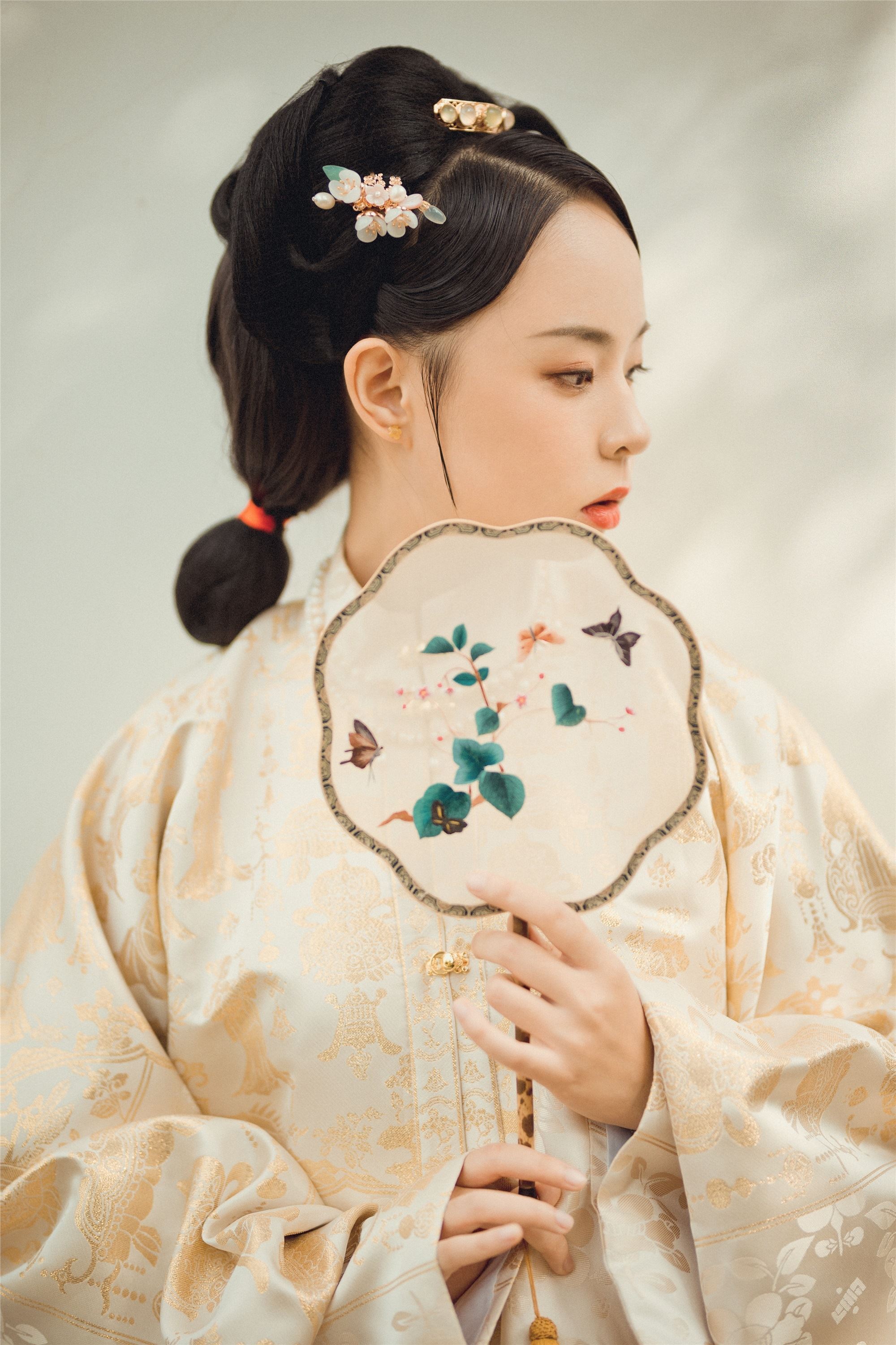 YITUYU艺图语 2021.09.03 寻枫 冯友薇